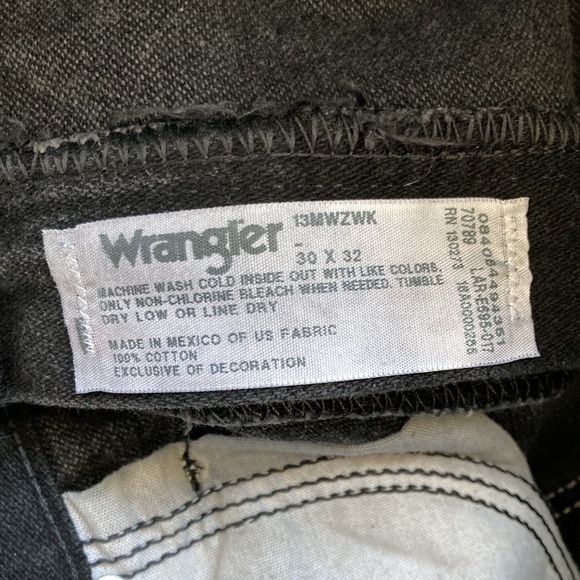 Vintage Wrangler cut off jeans short - Picture 3 of 5
